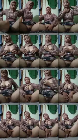 Bokep Hijab Kebaya Toket Bulat Colmek Enak